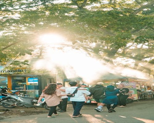 Suasana pagi yang tenang sebelum memulai hari